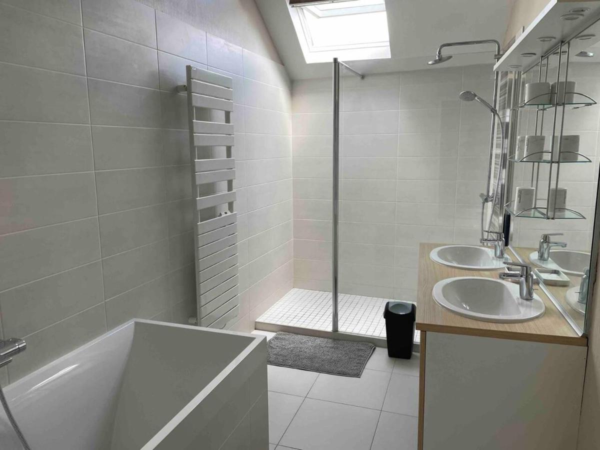 Logement Centre Ville 1 A 4 Chambres Alençon Exterior foto